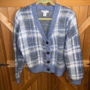 Cupcakes and Cashmere V-neck Cardigan XL